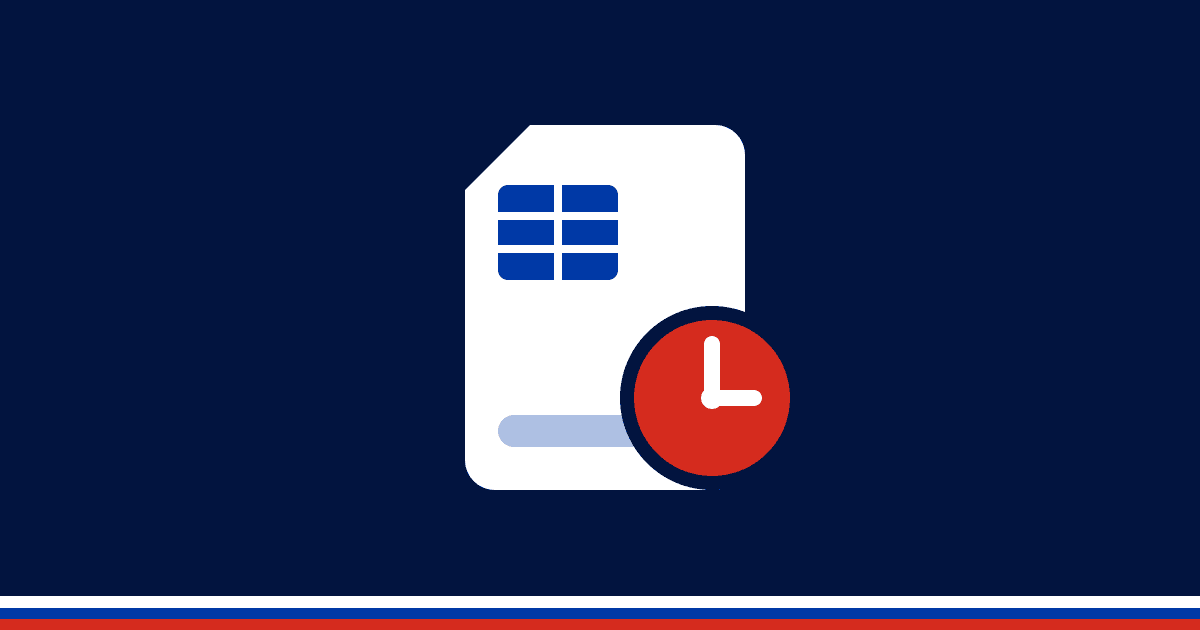 Illustration à plat : une carte SIM et une horloge sur fond bleu nuit, bandeau blanc-bleu-rouge en pied